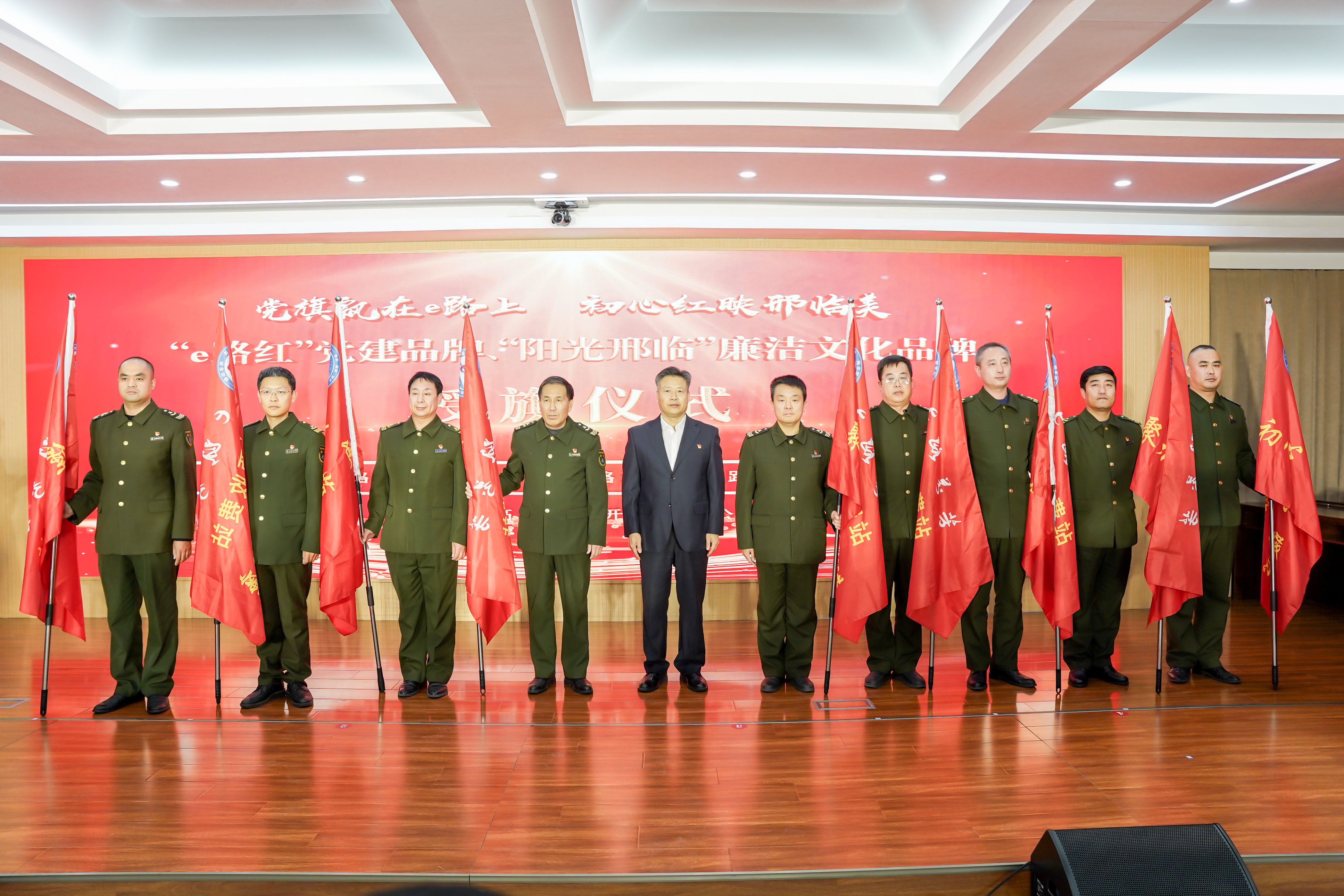 DSC04237.jpg DSC04237.jpg