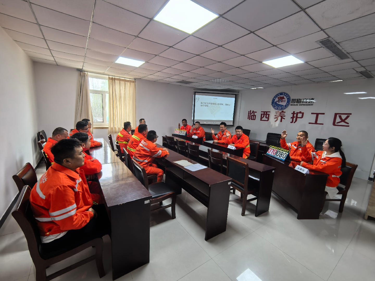 c96c9fced504ff85df044d02aad42a38.jpg c96c9fced504ff85df044d02aad42a38.jpg