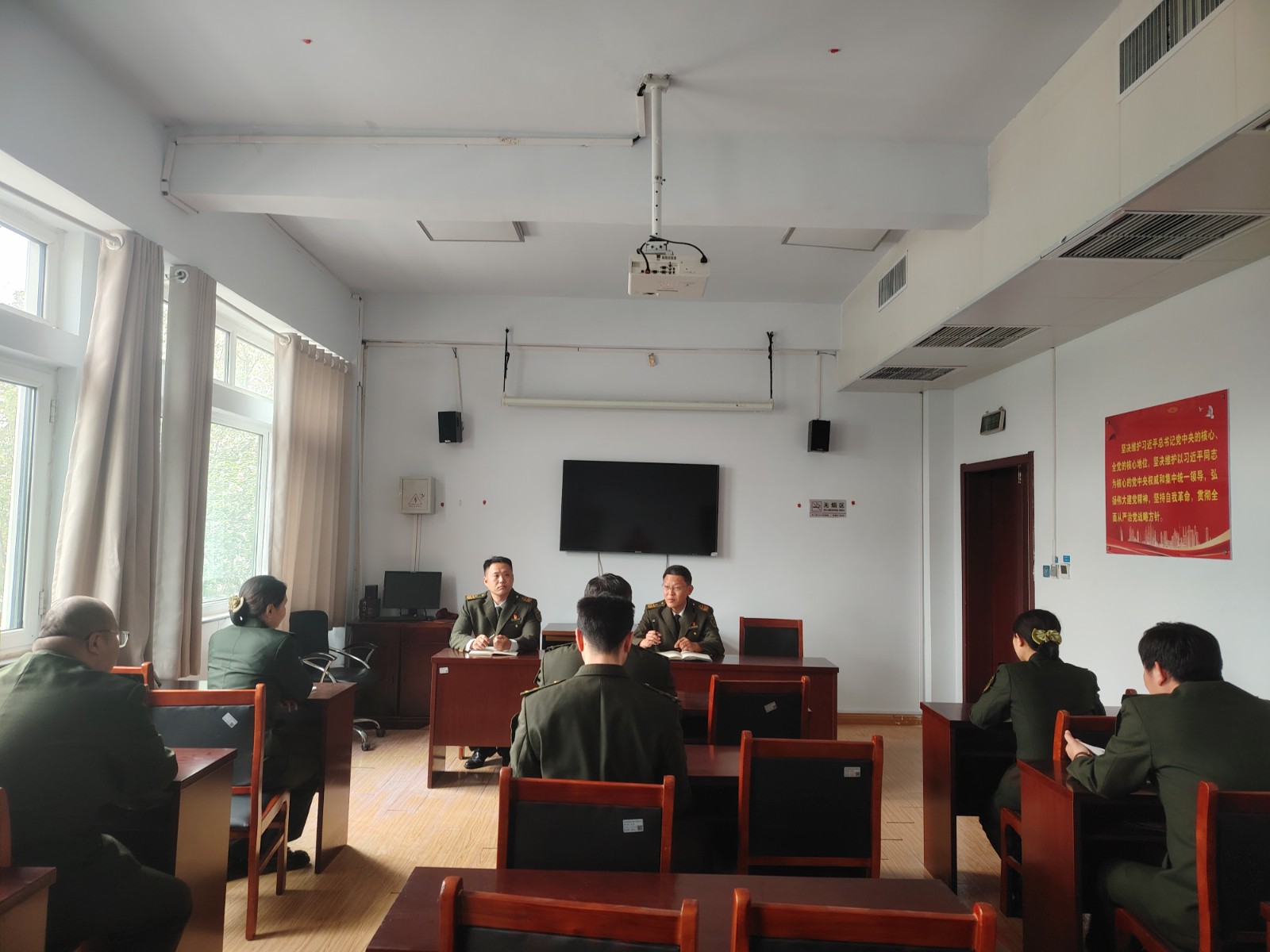 111.节前廉政教育(清明节).jpg 111.节前廉政教育(清明节).jpg