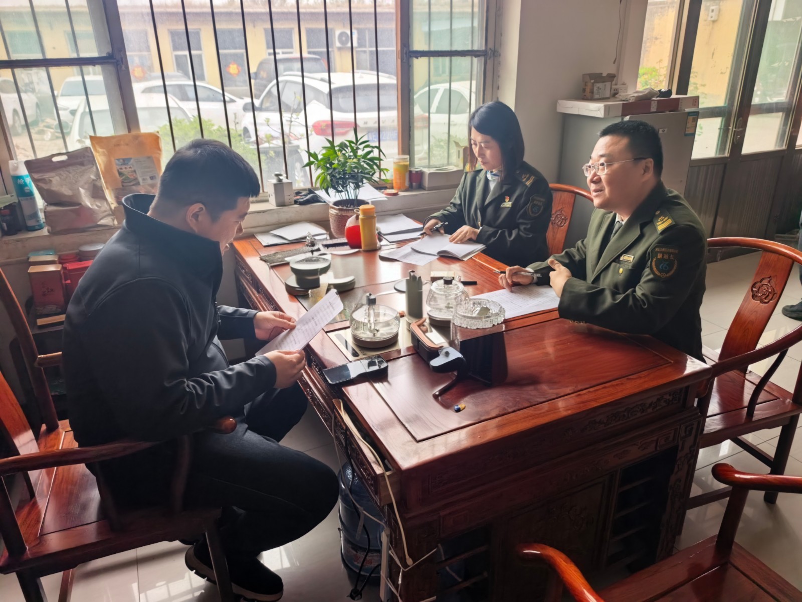 112.物流企业走访.jpg 112.物流企业走访.jpg